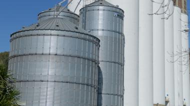 Motosierra en la burocracia agropecuaria: Gobierno eliminó el R.U.C.A