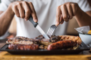 El consumo de carne vacuna recupera terreno, pero con lentitud