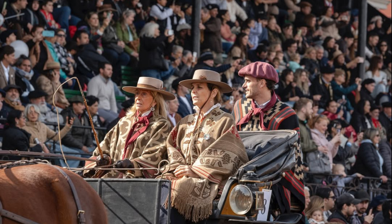 Desfile de carruajes y el museo gaucho en la Expo Rural 2025