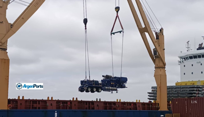 El puerto de Bahía Blanca recibe material petrolero clave para Vaca Muerta y Río Negro