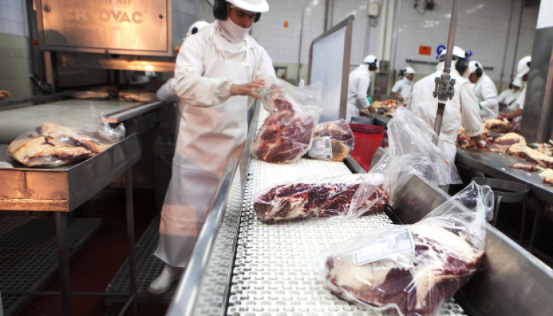 Las exportaciones de carne argentina en 2026 serían las segundas más altas de la historia
