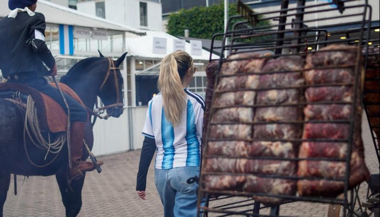 El asado, la pasión que une a la selección y la Expo Rural