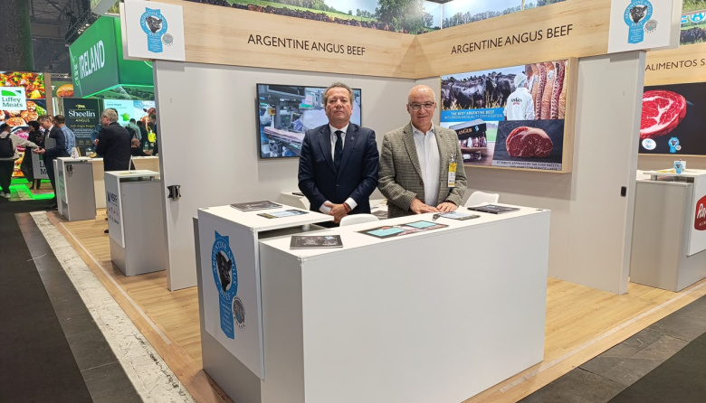 SIAL París: intensa actividad comercial, visitas institucionales y un premio para la campaña Carne Argentina