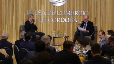Caputo reconoció que están en “deuda” con el campo y adelantó: “En un año se podrían ir las retenciones”
