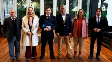 Milei se fue de La Rural sin anuncios, pero con algunas promesas