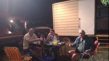 La Navidad de los contratistas: Cómo es brindar en la casilla, mientras se siembra o cosecha