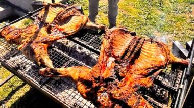 El cordero de la promesa: el fuego que unió a la gran familia Angus más allá de la pista
