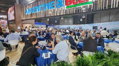 Hito argentino en Francia: 101 empresas llevaron sus productos a SIAL París