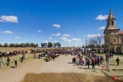 Cabalgata solidaria para la restauración de la iglesia de López Lecube