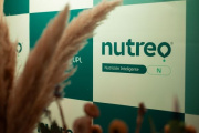 Se lanzó en Argentina el insumo que con solo 6 litros por hectárea reemplaza 100 kilos de fertilizante nitrogenado