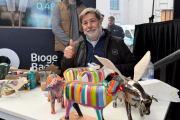Inspirado en Marta Minujín y en la Vaca lila de Milka, Javier Luengo muestra una perfecta fusión entre diseño, ganadería y color