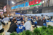 Hito argentino en Francia: 101 empresas llevaron sus productos a SIAL París