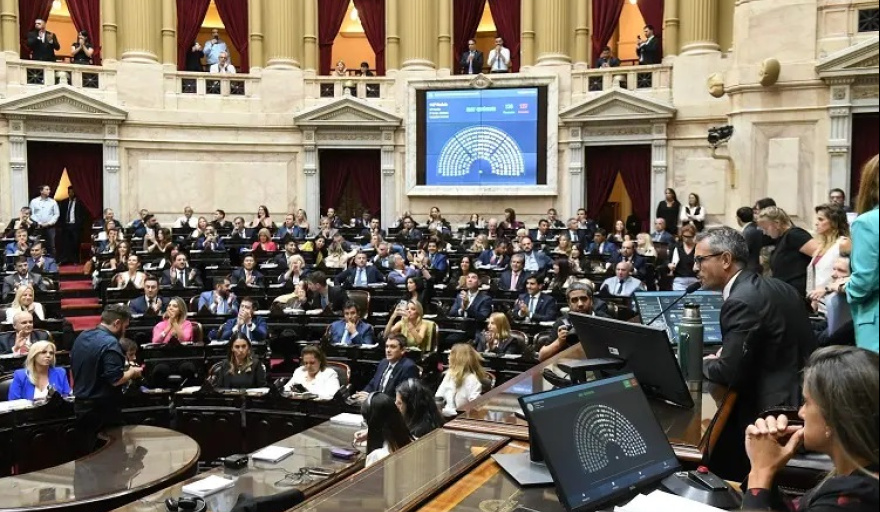 La Reforma Laboral se aprobó en Diputados pasada la media noche